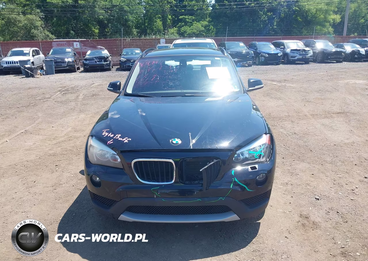 2014 BMW X1 xDrive28I VIN:WBAVL1C50EVY12075 - 17