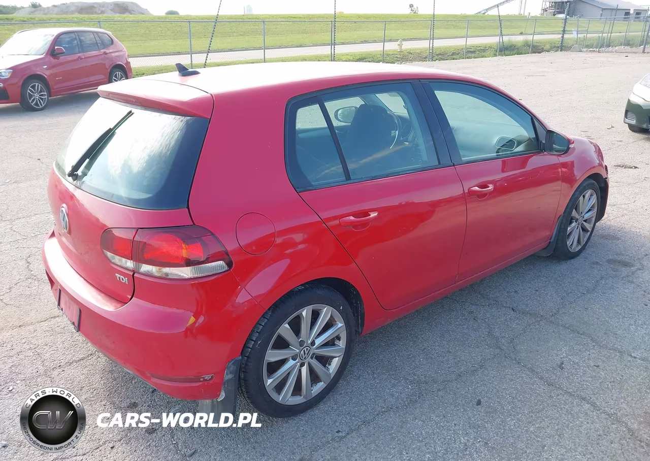 2013 Volkswagen Golf 2.0L Tdi 4-Door VIN:WVWDM7AJ7DW132942 - 4