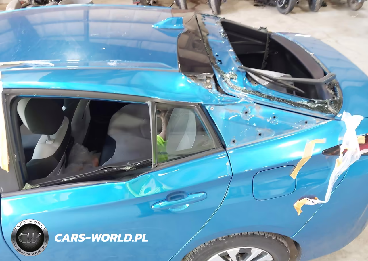 2019 Toyota Prius Le VIN:JTDL9RFU8K3009712 - 6