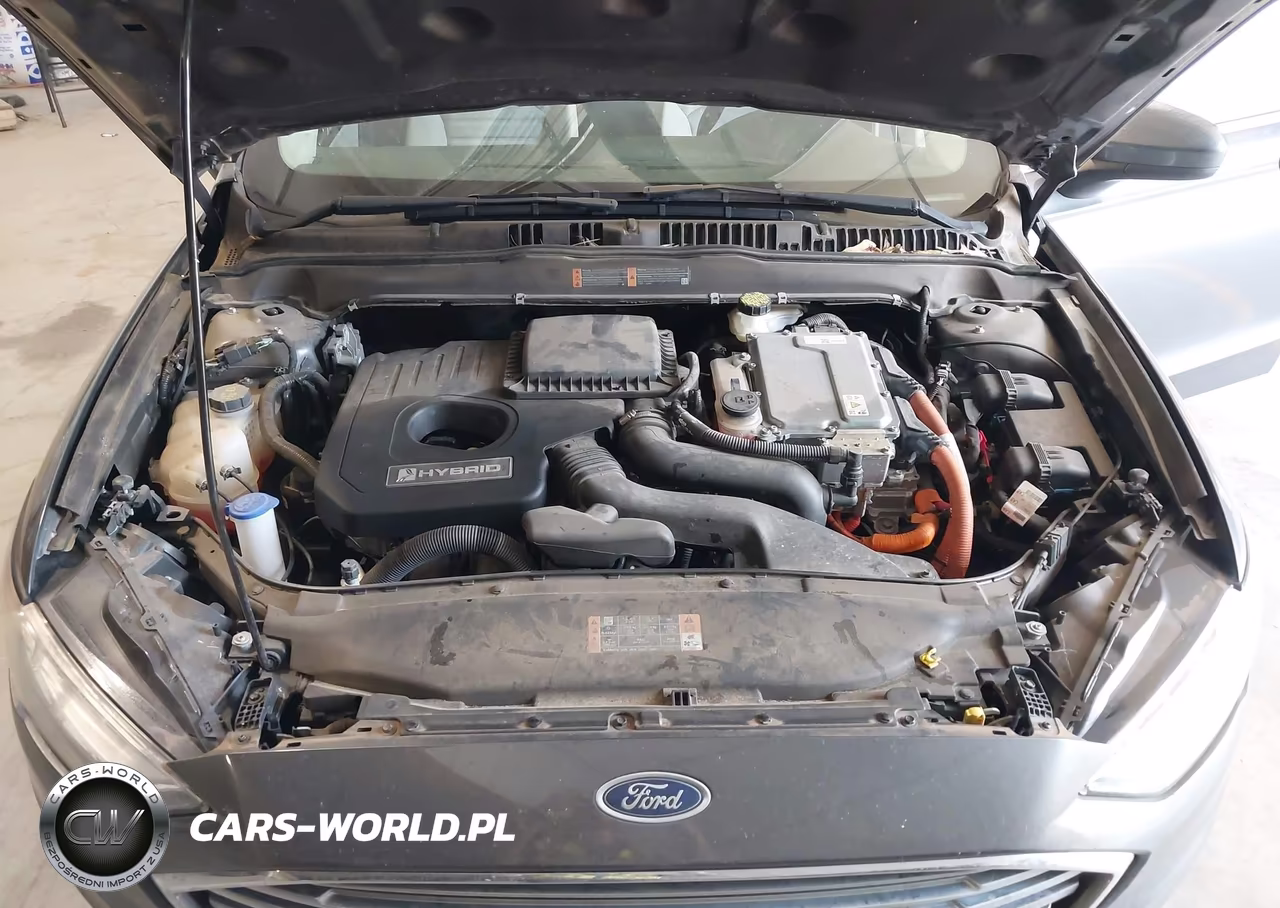 2018 Ford Fusion Hybrid S VIN:3FA6P0UU2JR243609 - 10