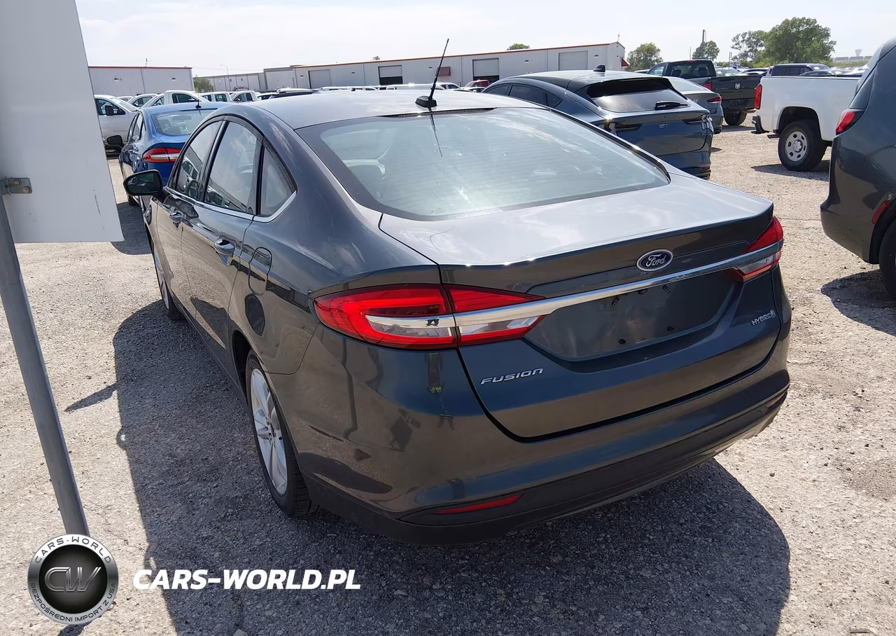 2018 Ford Fusion Hybrid S VIN:3FA6P0UU2JR243609 - 3