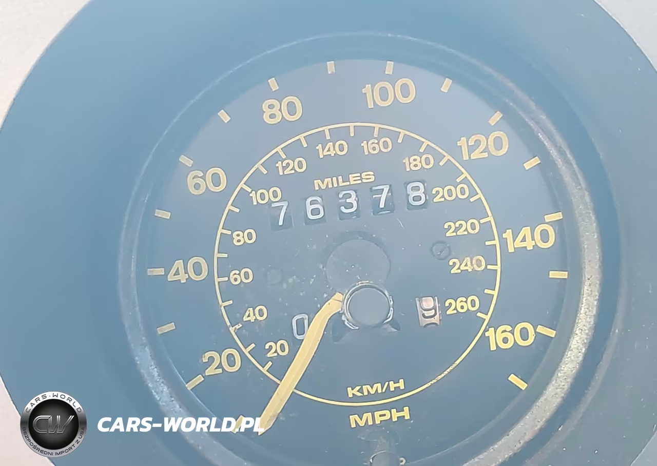 1984 Porsche 944 VIN:WP0AA0940EN460342 - 15