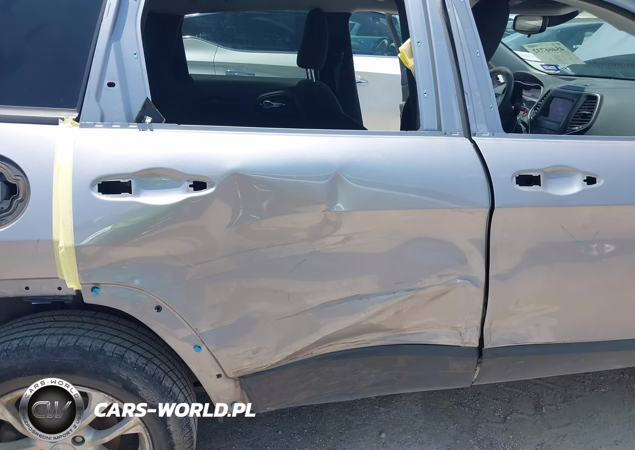 2021 Jeep Cherokee Latitude Fwd VIN:1C4PJLCB8MD196228 - 6