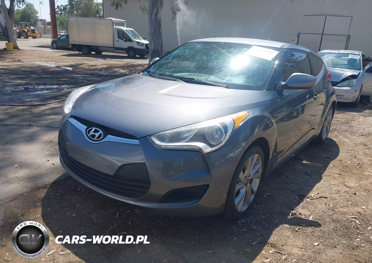 2016 Hyundai Veloster VIN:KMHTC6AD9GU265782 - 2