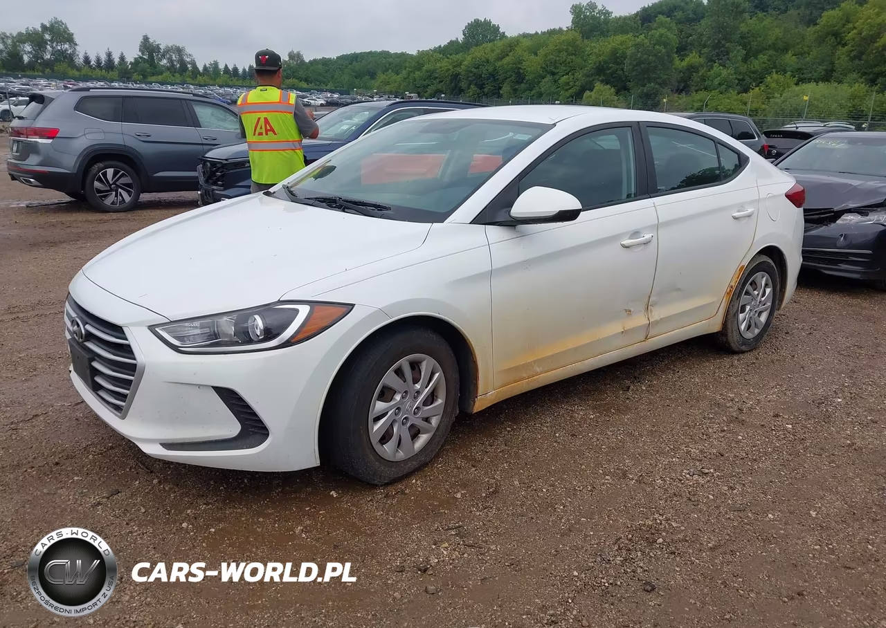2018 Hyundai Elantra Se VIN:5NPD74LF2JH393623 - 2