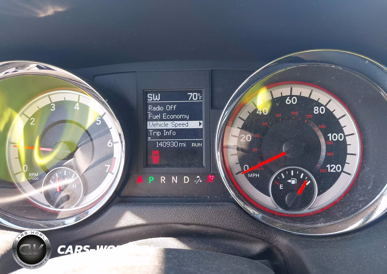 2011 Dodge Grand Caravan R-T VIN:2D4RN7DG9BR765616 - 7