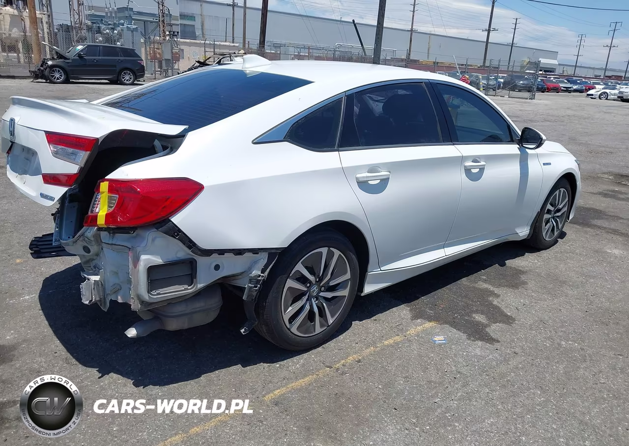 2022 Honda Accord Hybrid VIN:1HGCV3F10NA008814 - 4