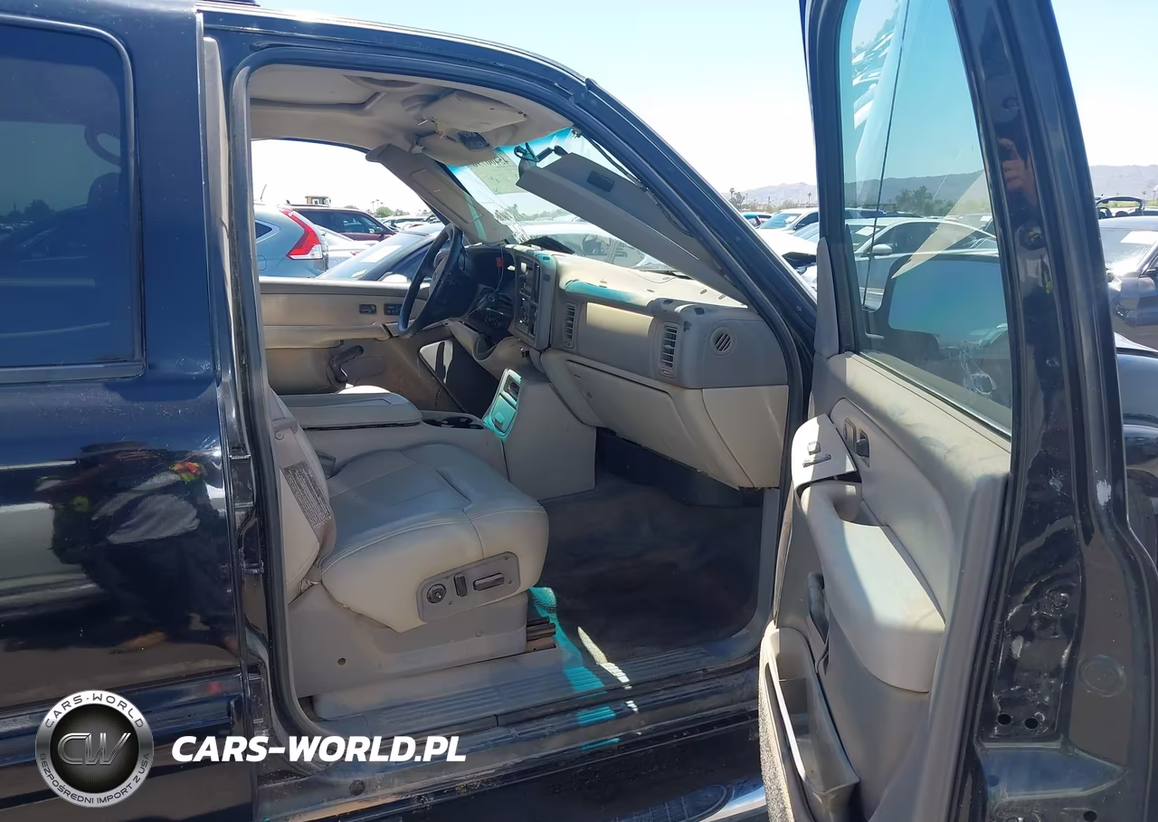 2000 Chevrolet Suburban 2500 Lt VIN:3GNGK26UXYG209338 - 5