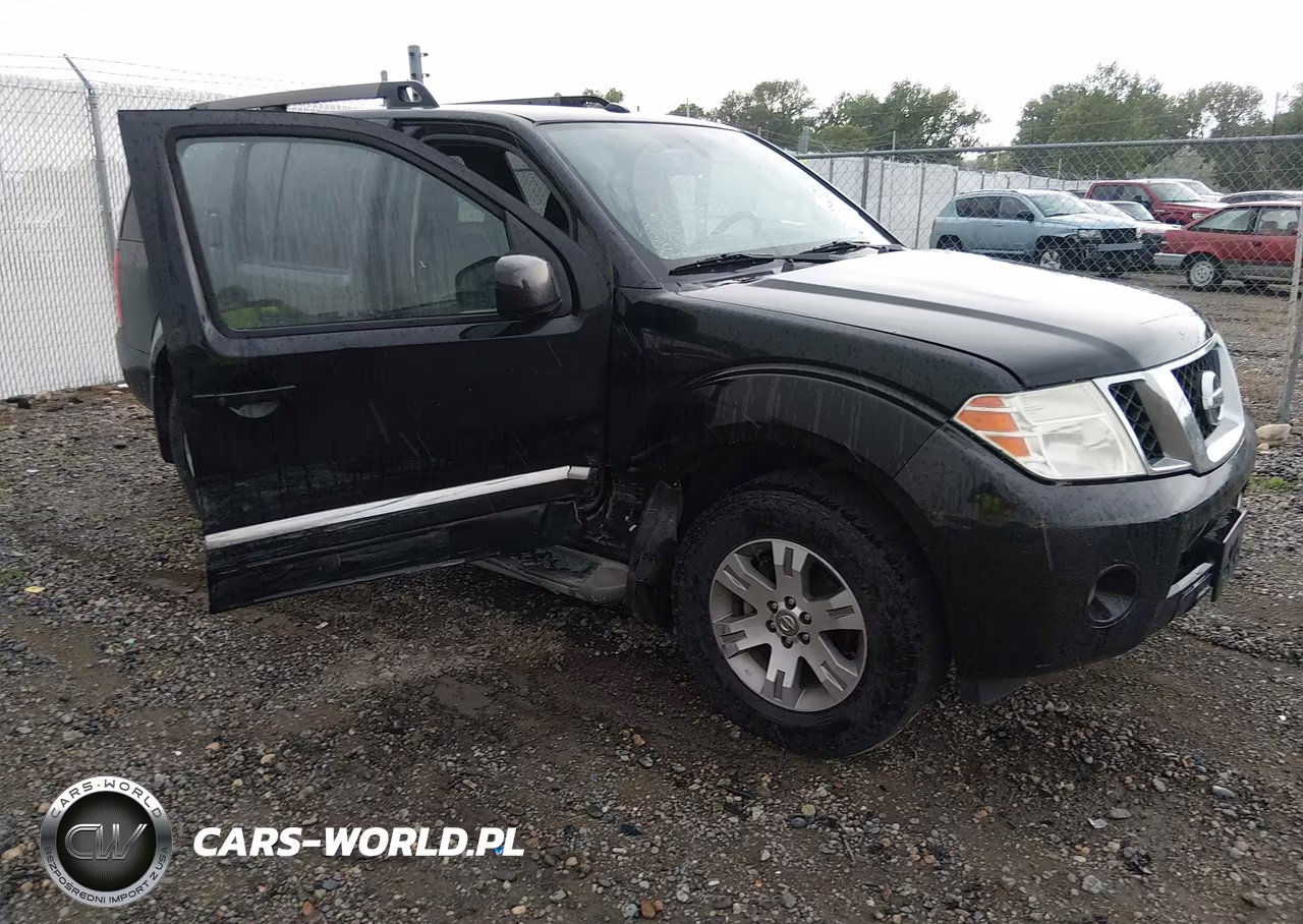 2011 Nissan Pathfinder Silver