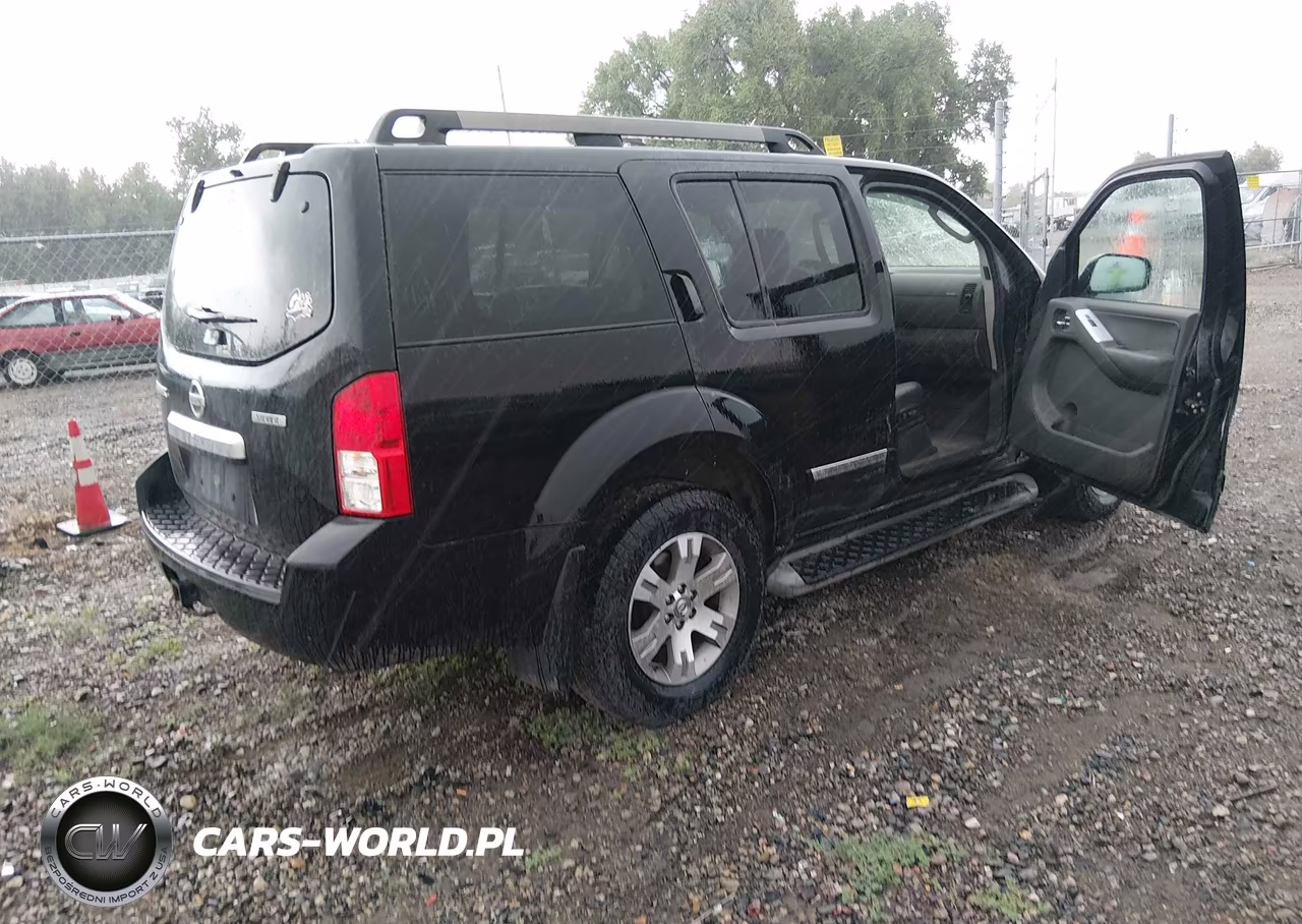 2011 Nissan Pathfinder Silver VIN:5N1AR1NB0BC632469 - 4