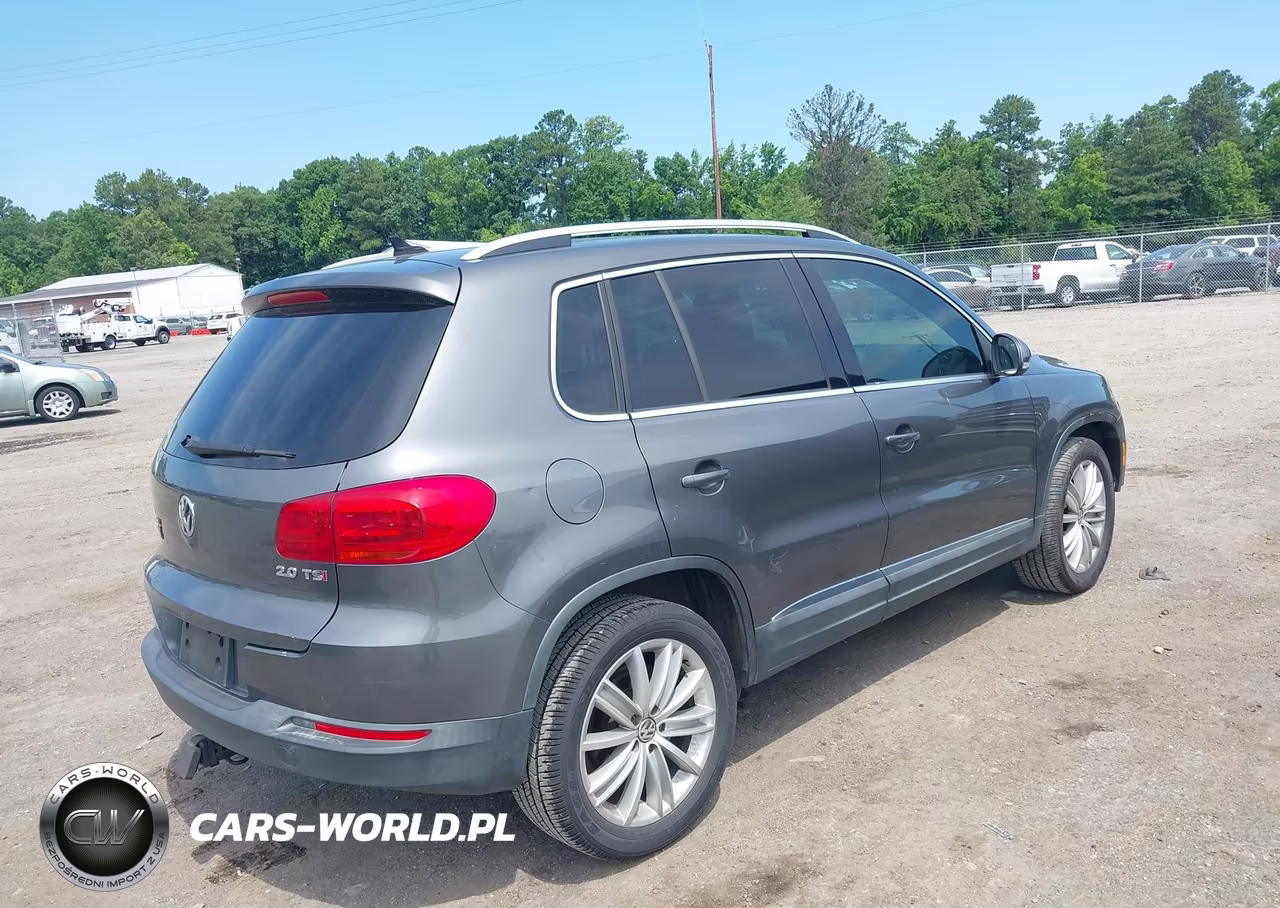 2015 Volkswagen Tiguan Se VIN:WVGAV7AX9FW506082 - 4