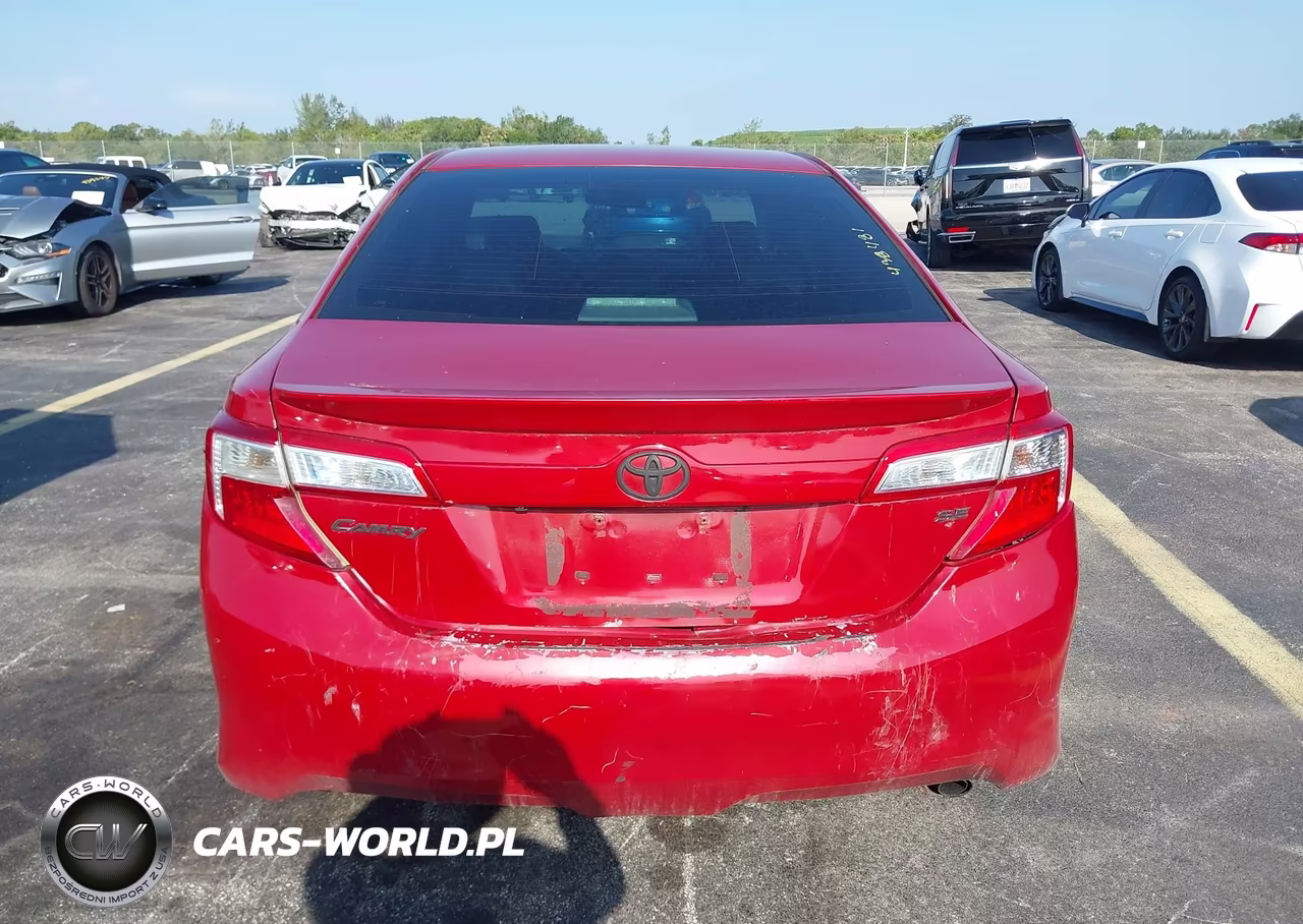 2014 Toyota Camry Se VIN:4T1BF1FK9EU842885 - 16