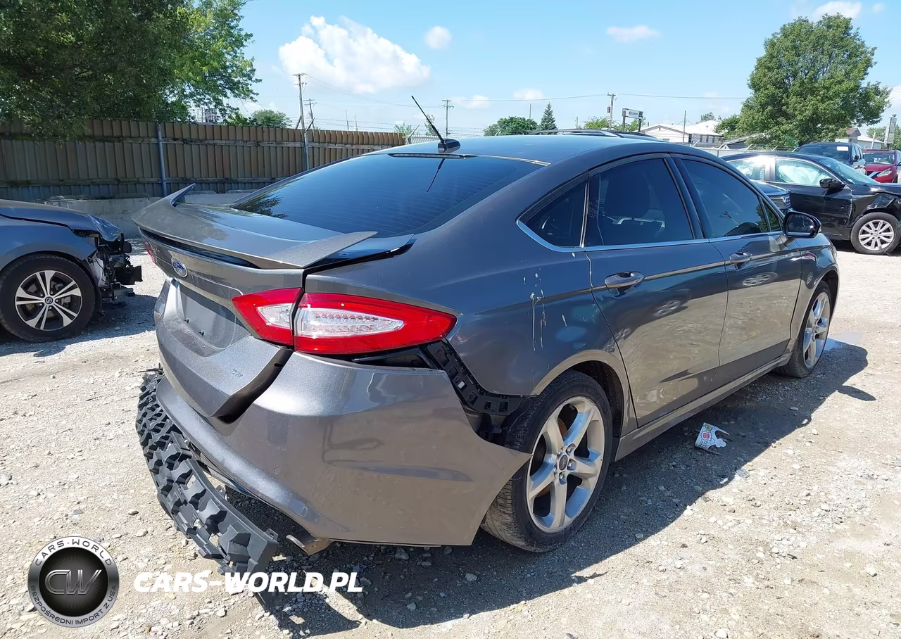 2014 Ford Fusion Se VIN:1FA6P0H76E5400684 - 4