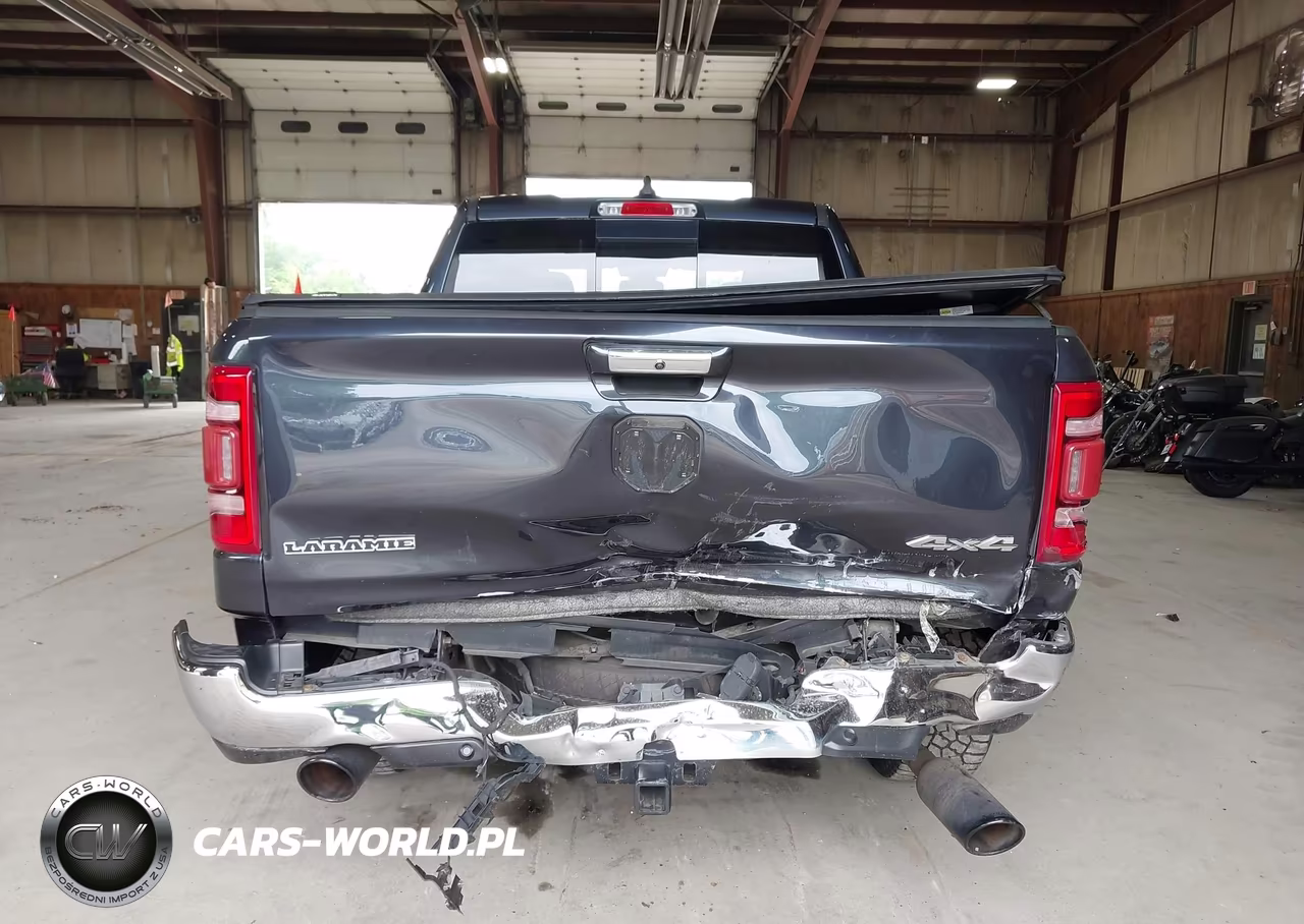 2020 Ram 1500 Laramie 4X4 5'7 Box VIN:1C6SRFJT5LN328913 - 16