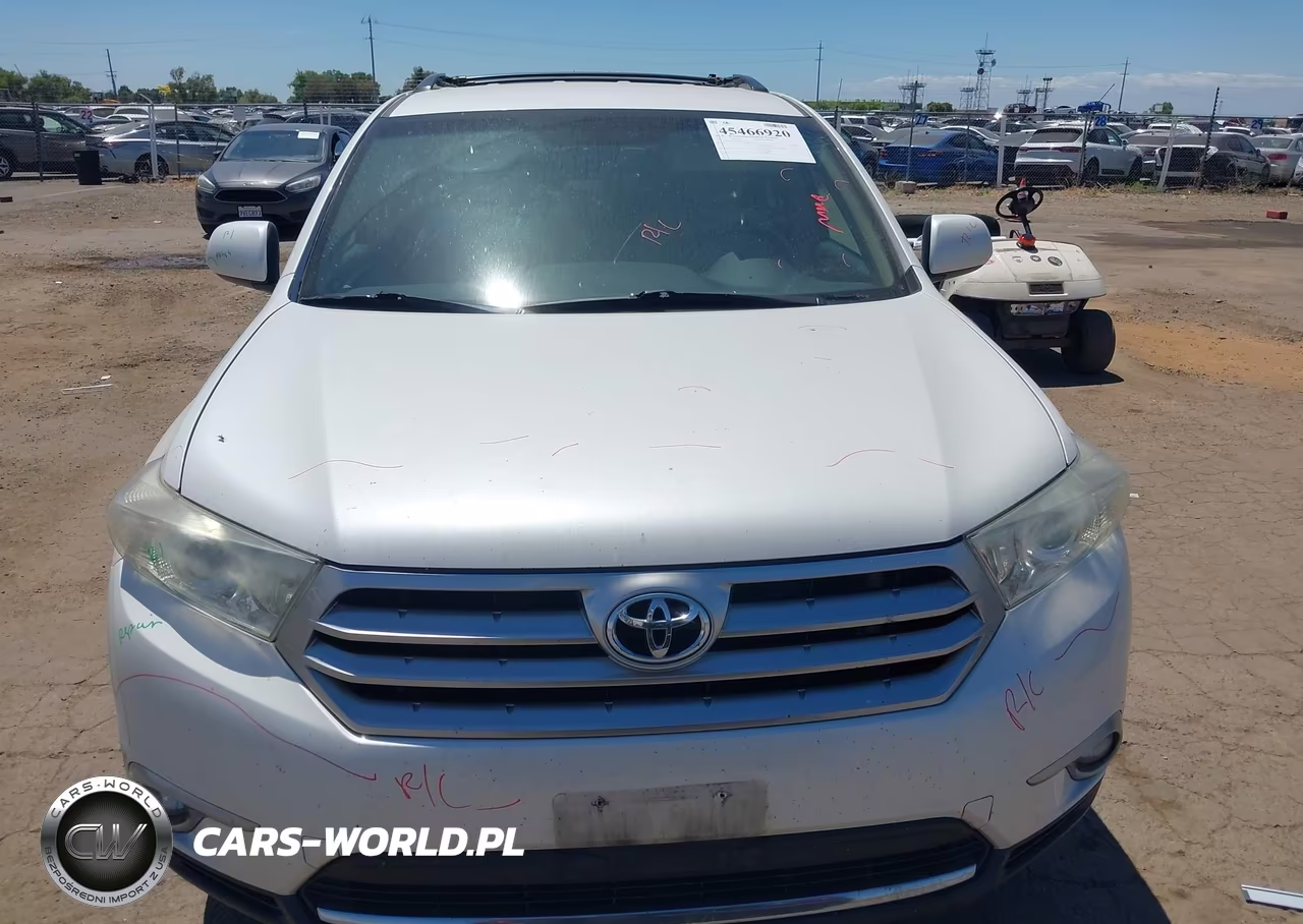 2011 Toyota Highlander Base V6 VIN:5TDZK3EH2BS039948 - 12