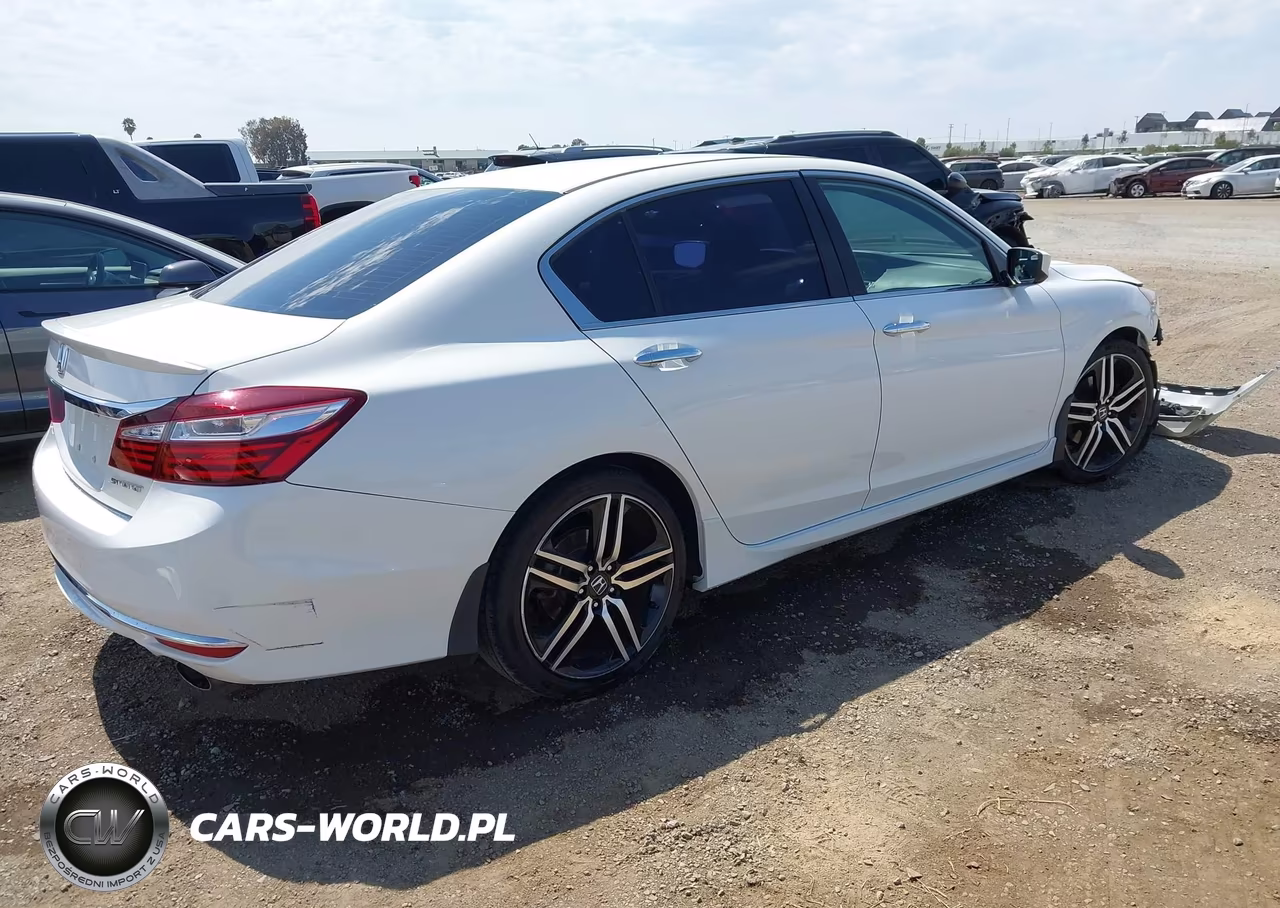 2017 Honda Accord Sport VIN:1HGCR2F56HA042262 - 4