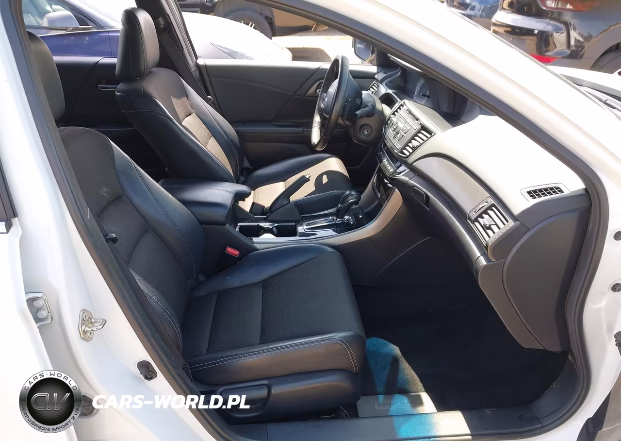 2017 Honda Accord Sport VIN:1HGCR2F56HA042262 - 5