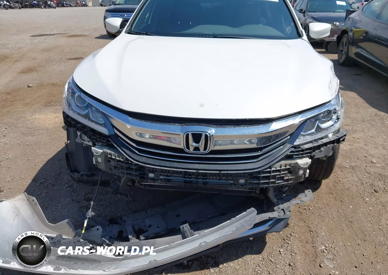 2017 Honda Accord Sport VIN:1HGCR2F56HA042262 - 6