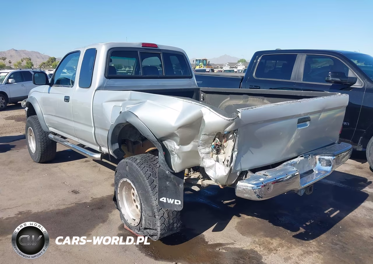 2001 Toyota Tacoma Base V6 VIN:5TEWN72N61Z824499 - 3