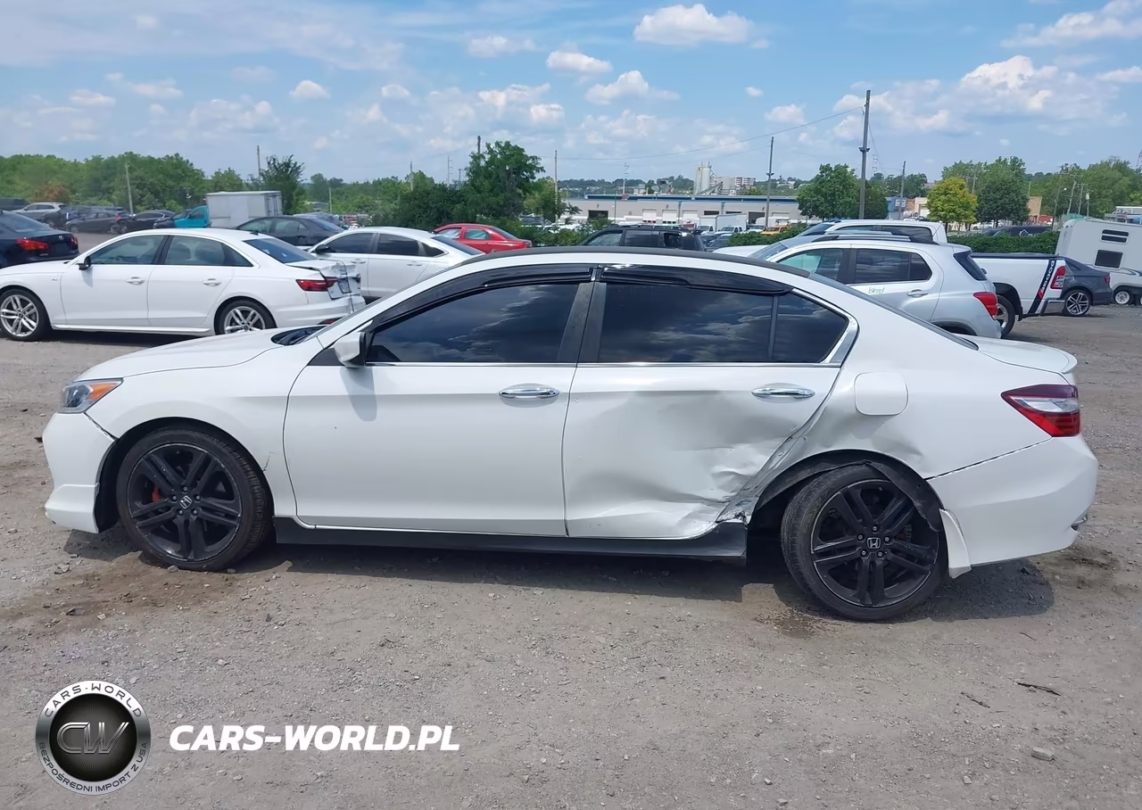 2016 Honda Accord Sport VIN:1HGCR2F50GA071139 - 13