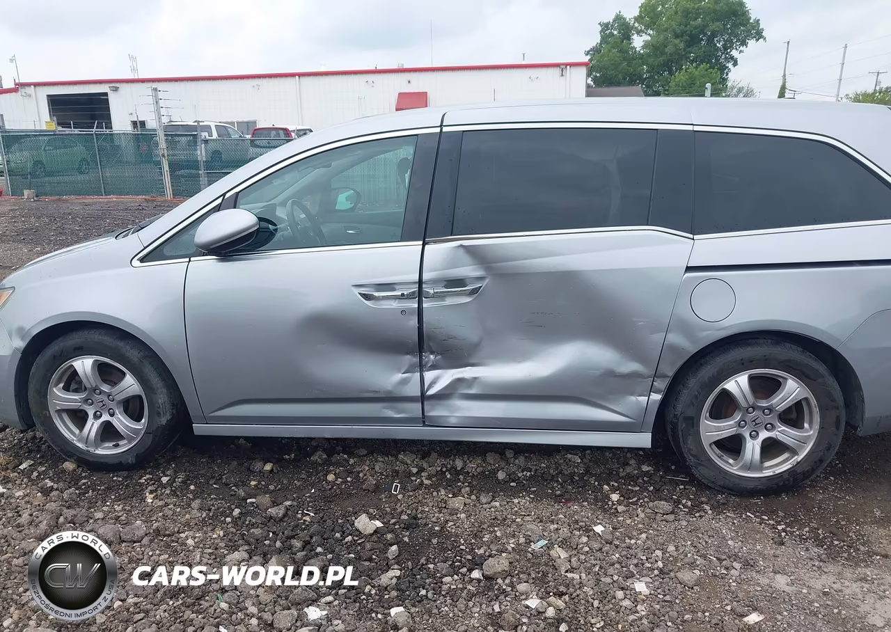 2016 Honda Odyssey Touring-Touring Elite VIN:5FNRL5H97GB071772 - 6