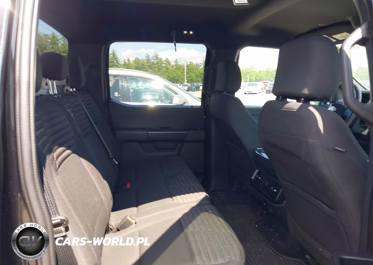 2023 Ford F-150 Xl VIN:1FTFW1E5XPFA73645 - 8