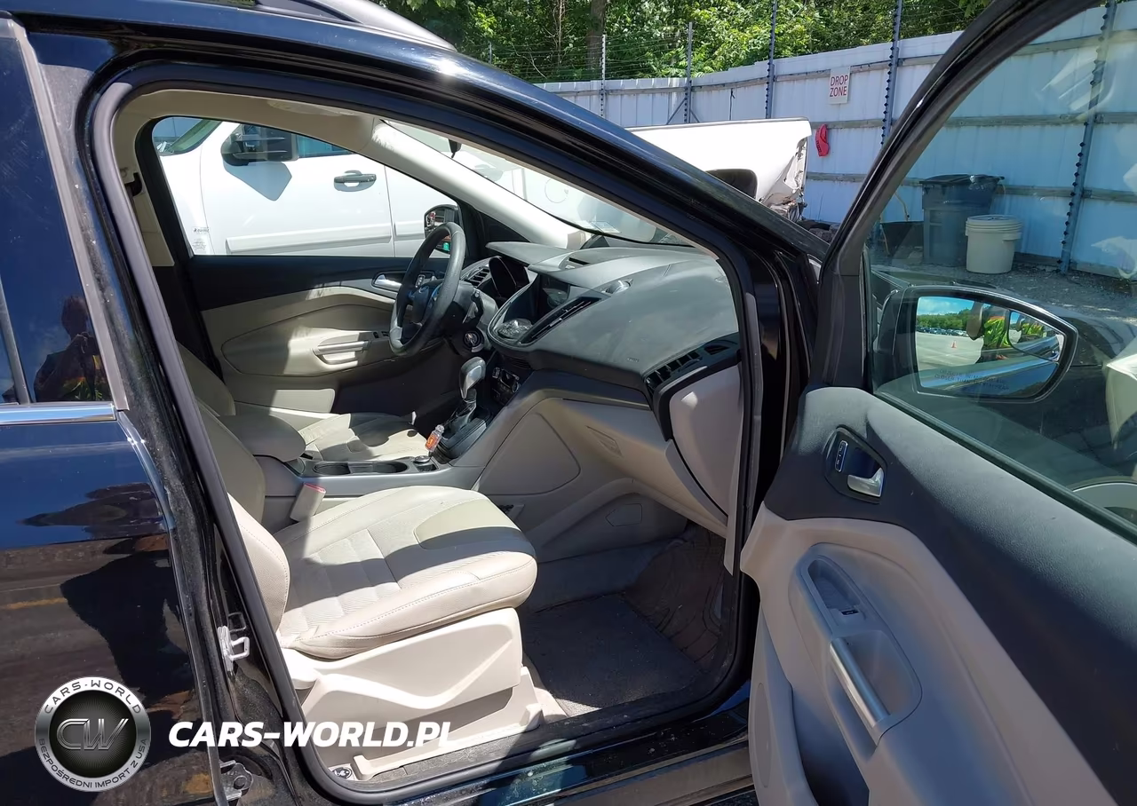 2016 Ford Escape Se VIN:1FMCU9GX9GUA38110 - 5