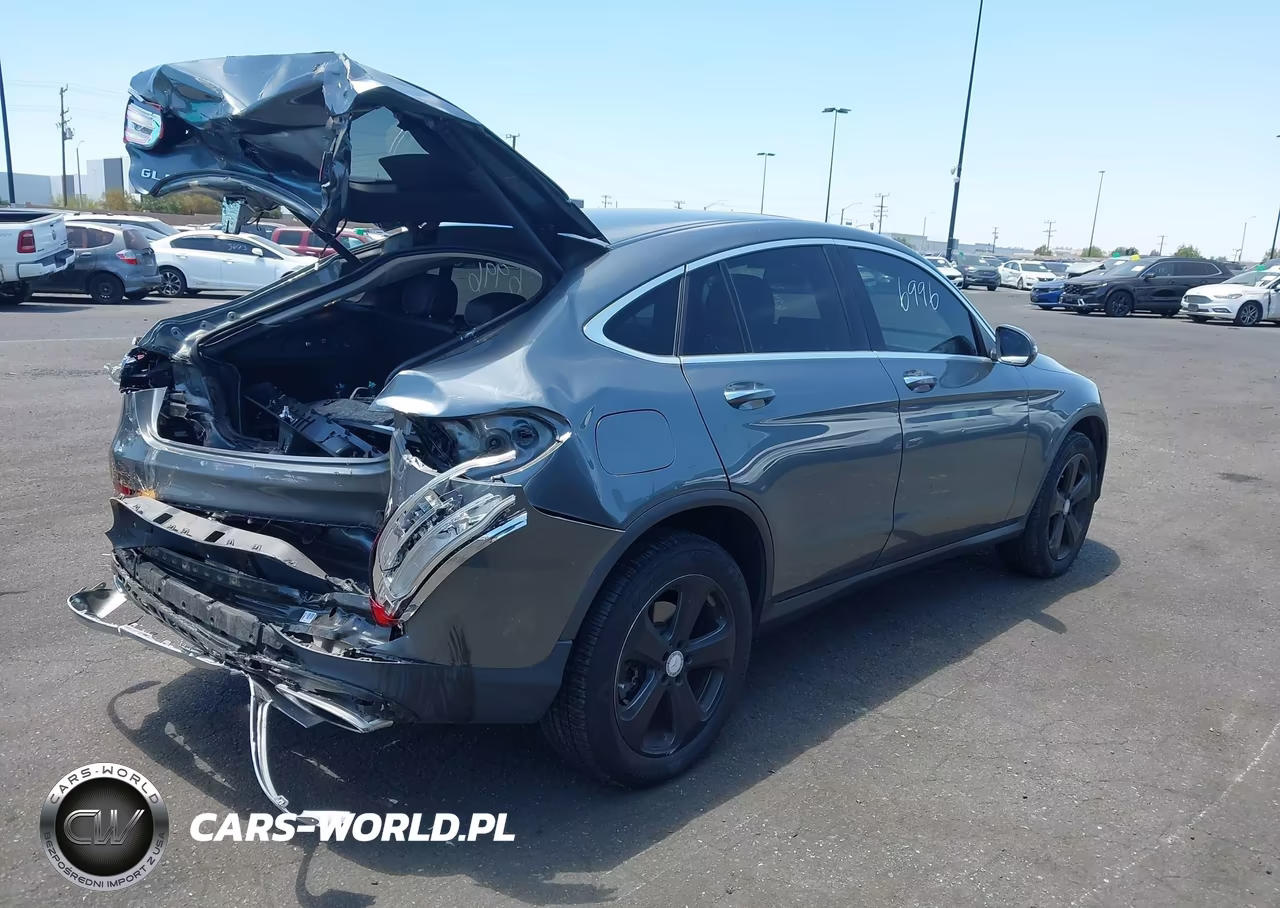 2017 Mercedes-Benz Glc 300 Coupe 4Matic VIN:WDC0J4KB1HF177145 - 4