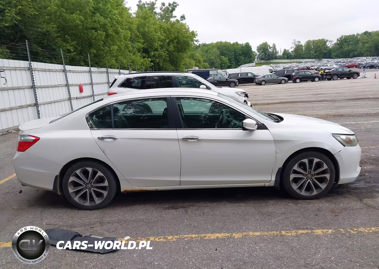 2014 Honda Accord Sport VIN:1HGCR2F58EA067093 - 13