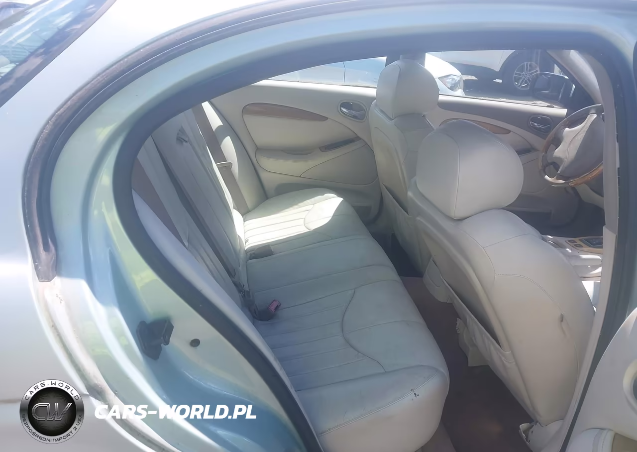 2000 Jaguar S-Type 3.0L V6 VIN:SAJDA01C7YFL48279 - 8