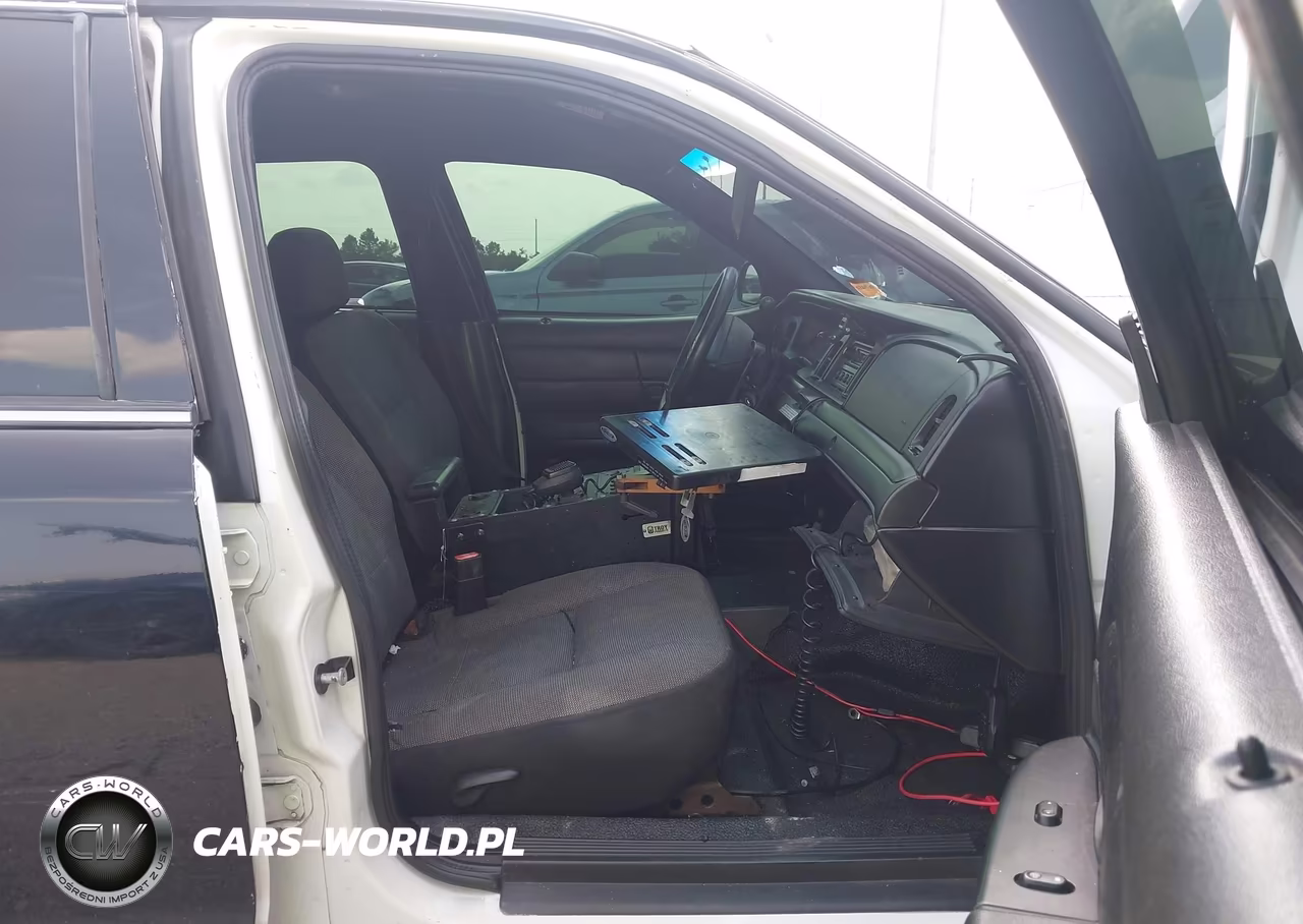 2007 Ford Crown Victoria Police-Police Interceptor VIN:2FAFP71W57X163438 - 5