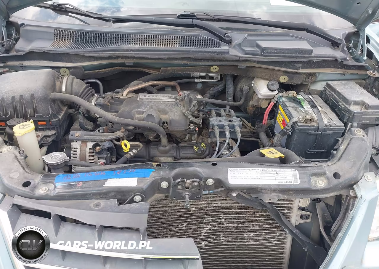 2010 Chrysler Town & Country Touring VIN:2A4RR5D11AR398270 - 10