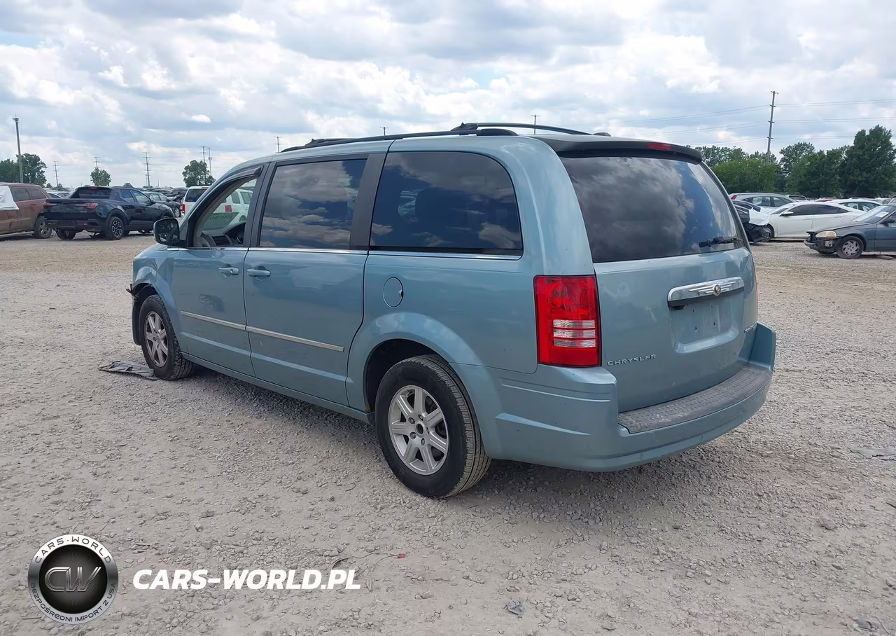 2010 Chrysler Town & Country Touring VIN:2A4RR5D11AR398270 - 3
