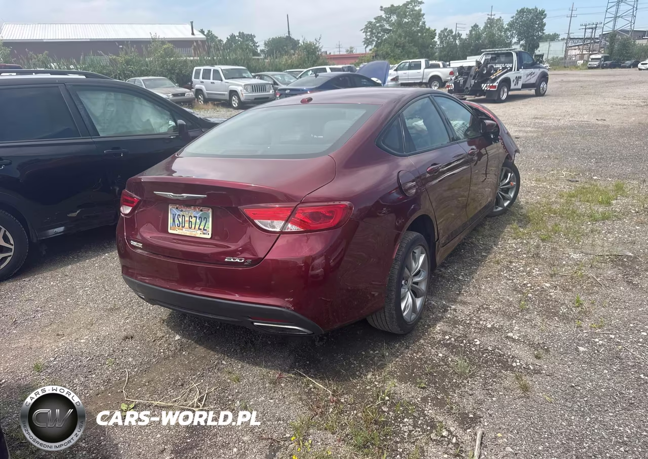 2016 Chrysler 200 S VIN:1C3CCCBB0GN188024 - 4