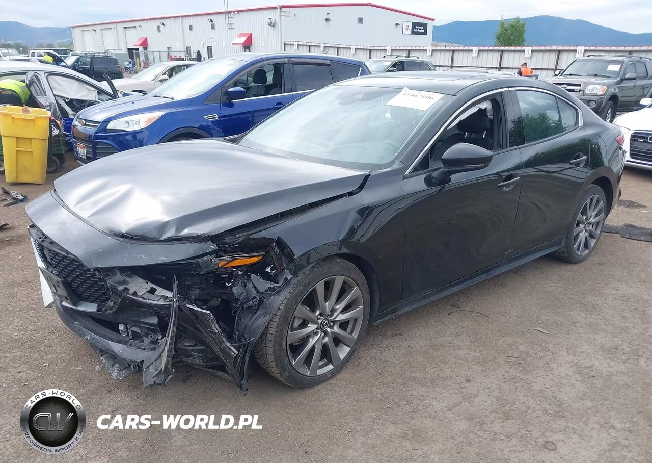 2022 Mazda Mazda3 Premium VIN:3MZBPBDL7NM300298 - 2