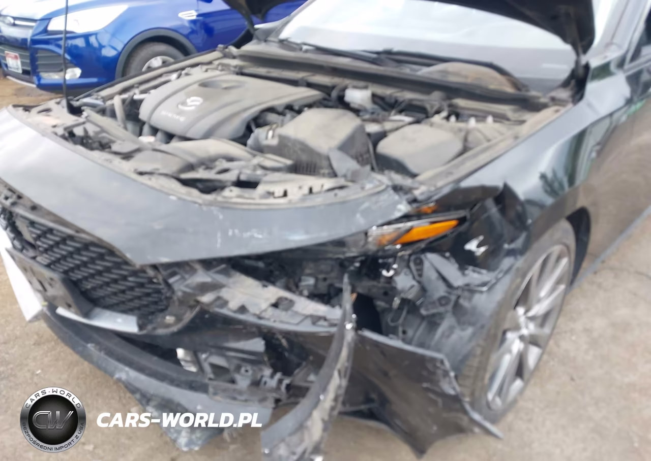 2022 Mazda Mazda3 Premium VIN:3MZBPBDL7NM300298 - 6