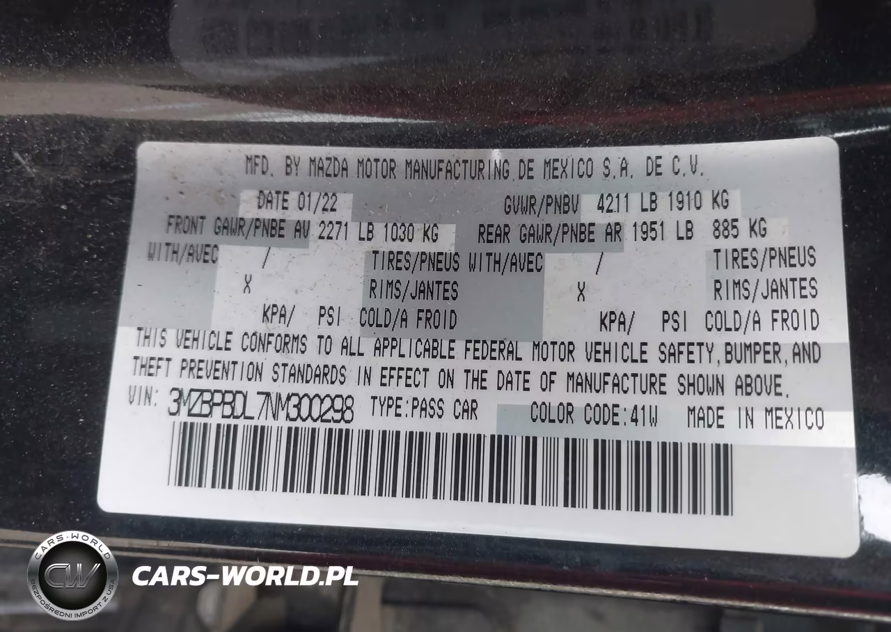 2022 Mazda Mazda3 Premium VIN:3MZBPBDL7NM300298 - 9