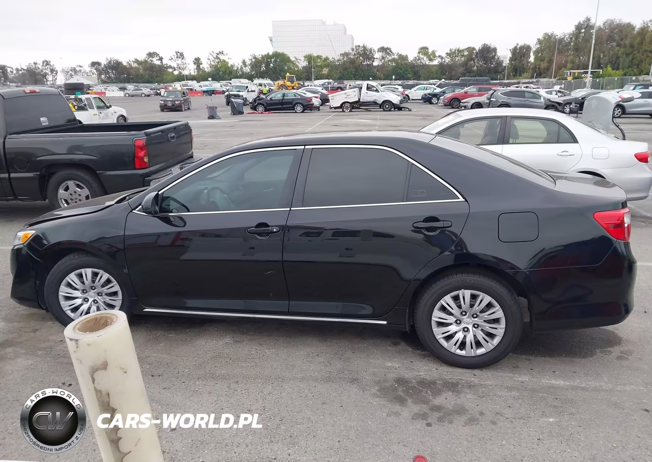 2012 Toyota Camry Le VIN:4T4BF1FK2CR167755 - 16