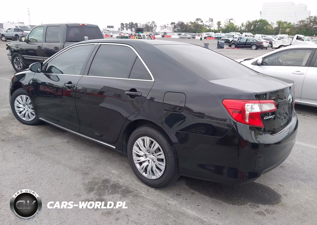 2012 Toyota Camry Le VIN:4T4BF1FK2CR167755 - 3