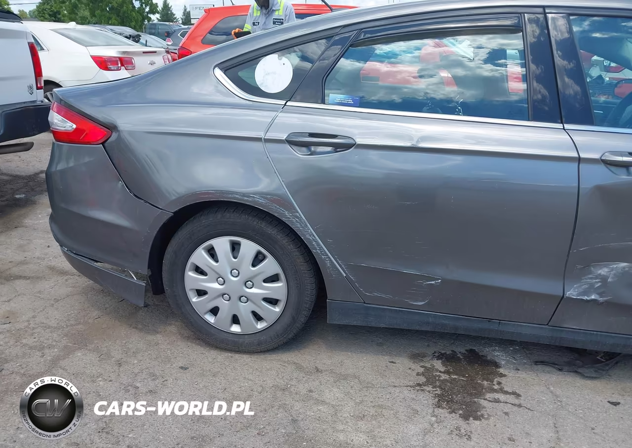 2014 Ford Fusion S VIN:3FA6P0G74ER118378 - 14