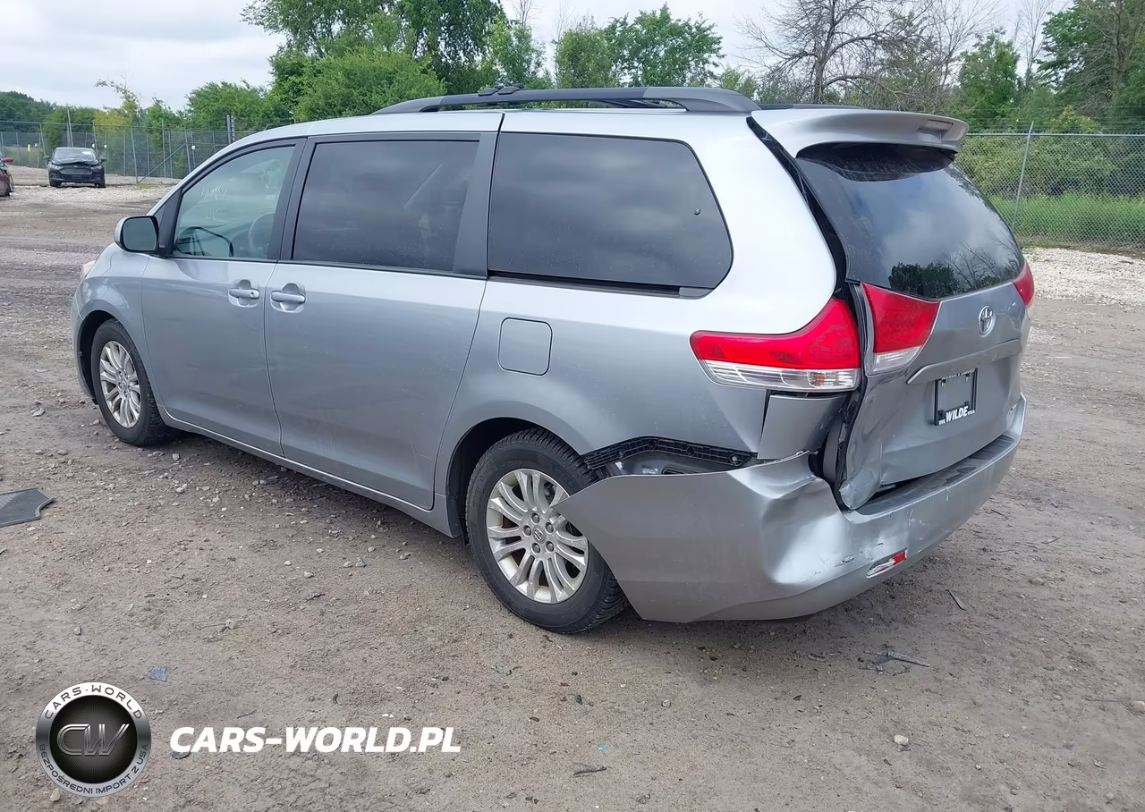 2012 Toyota Sienna Xle V6 8 Passenger VIN:5TDYK3DC6CS268295 - 3