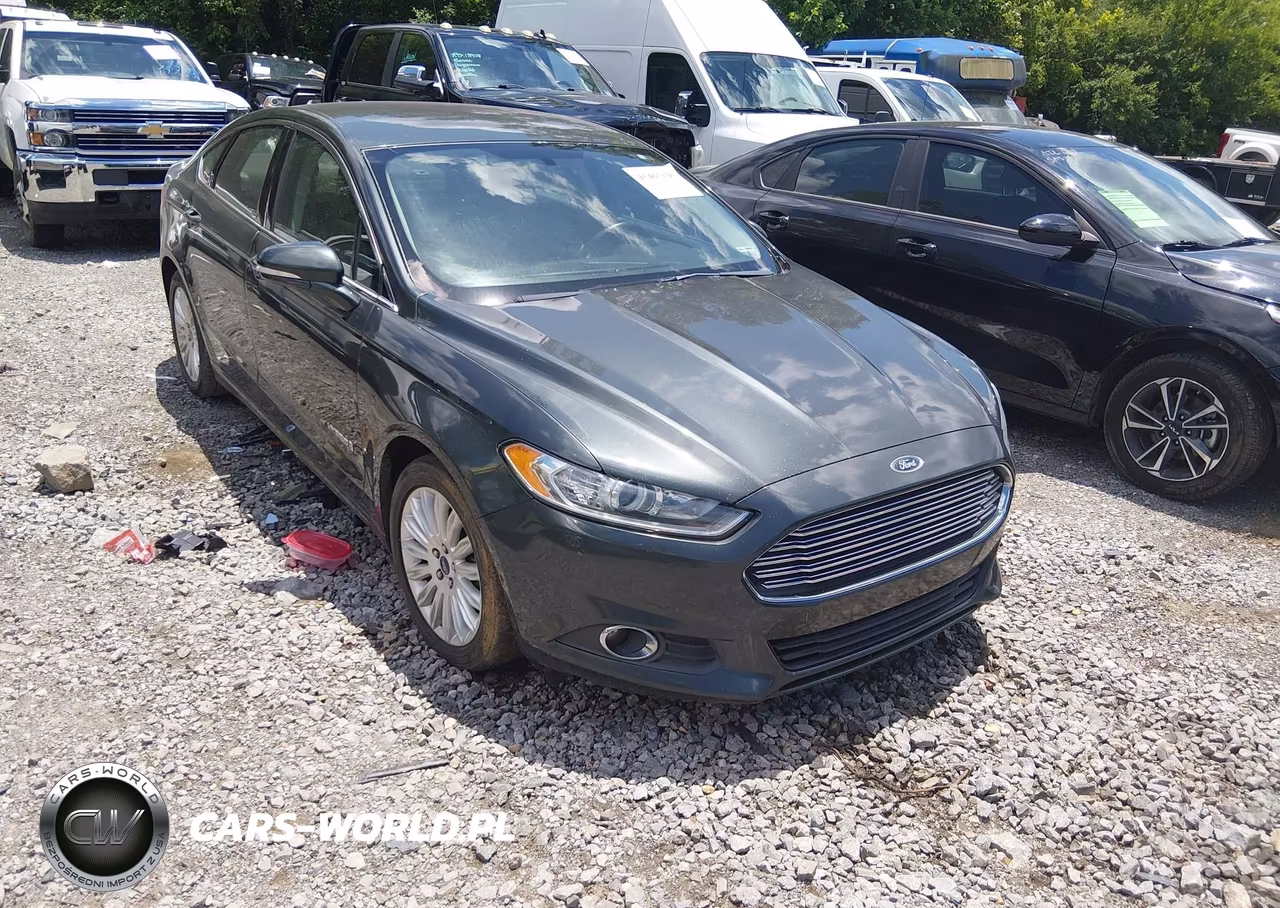 2016 Ford Fusion Hybrid Se – zdjęcie 1 z 11