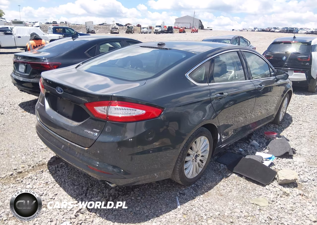 2016 Ford Fusion Hybrid Se VIN:3FA6P0LU7GR175561 - 4