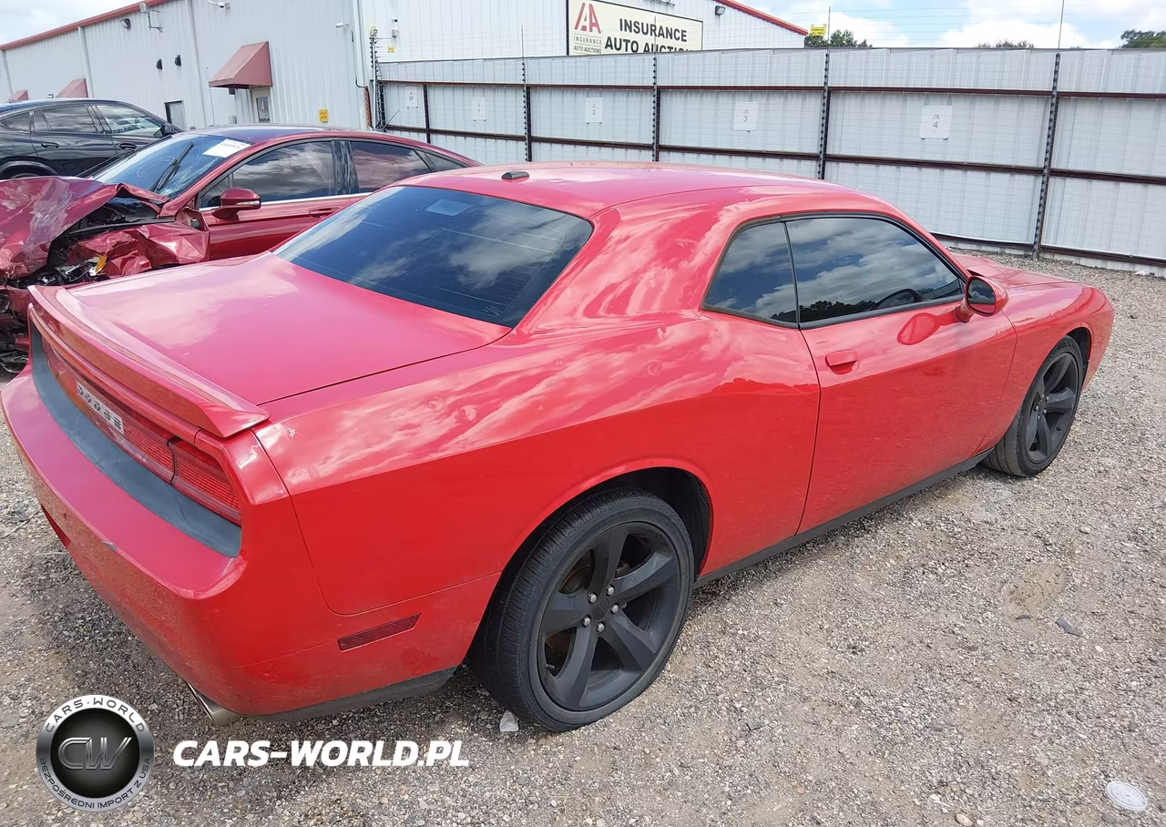 2014 Dodge Challenger Sxt VIN:2C3CDYAGXEH232026 - 4