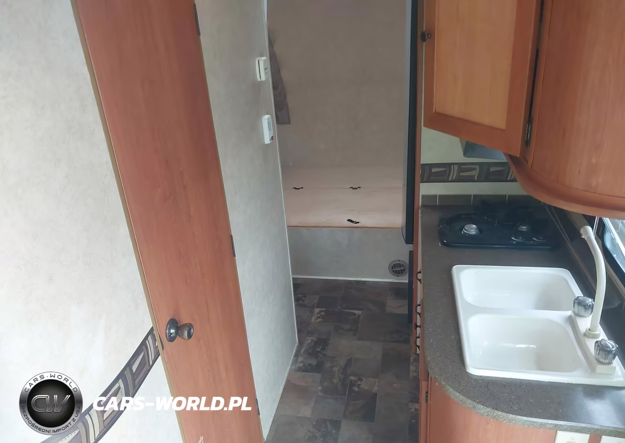 2013 Gulf Stream Visa VIN:1NL1DTH28D1028719 - 5
