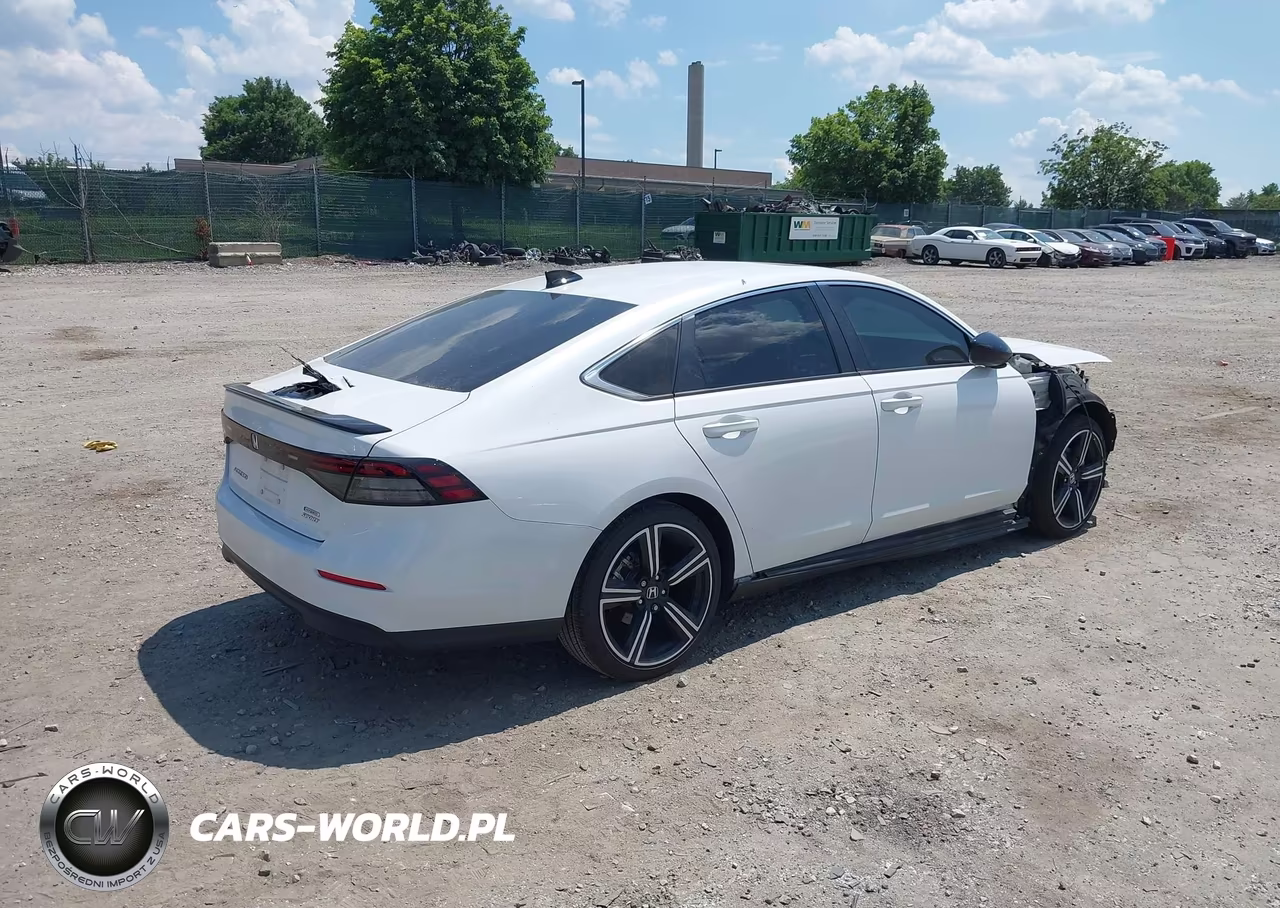 2025 Honda Accord Hybrid Sport VIN:1HGCY2F56SA020370 - 4