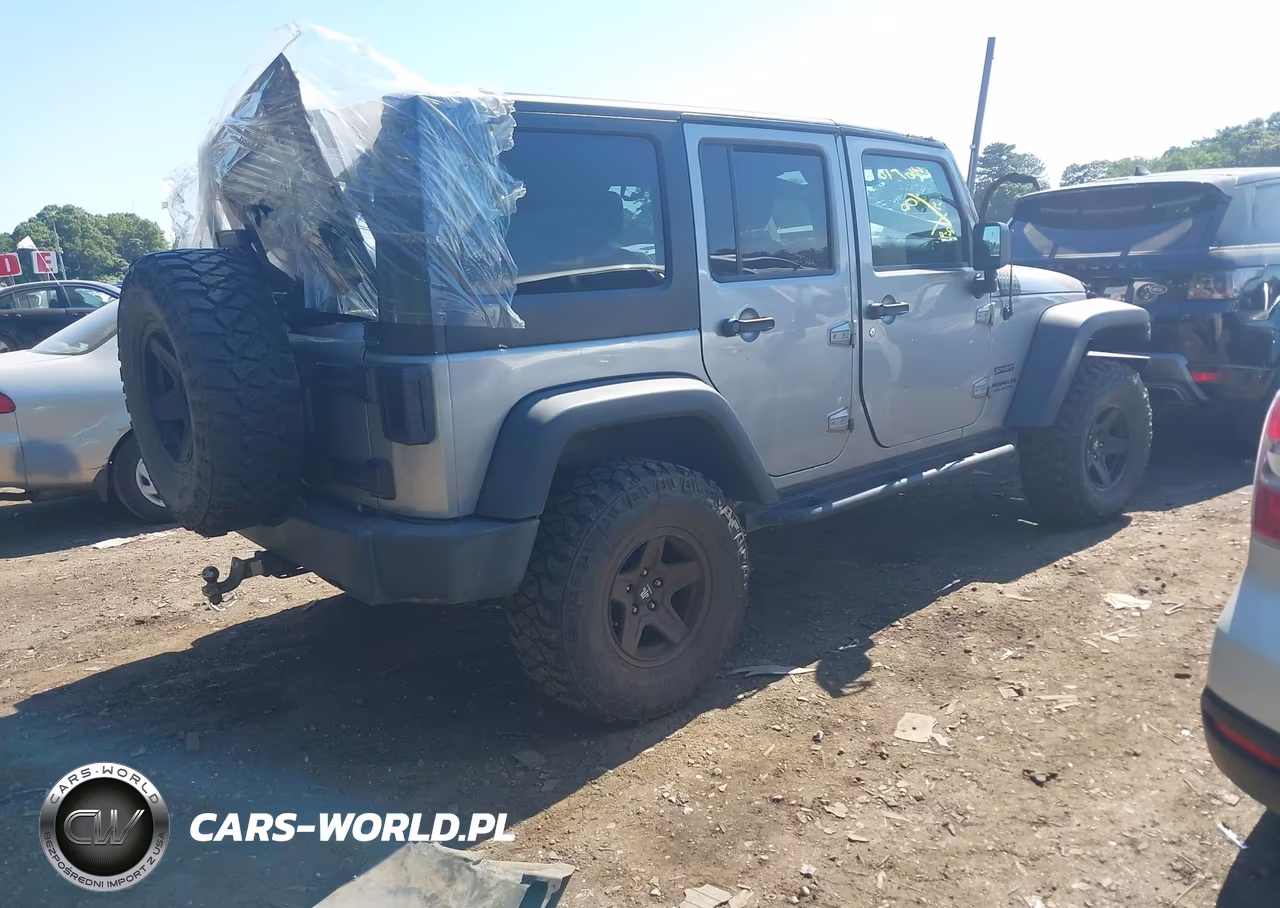 2017 Jeep Wrangler Unlimited Sport VIN:1C4BJWDG8HL598865 - 4