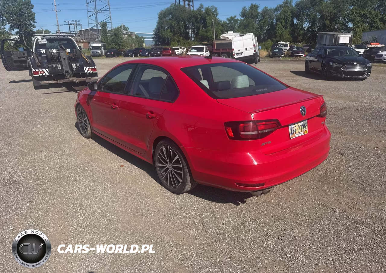 2016 Volkswagen Jetta 1.8T Sport VIN:3VWD17AJ2GM295640 - 3