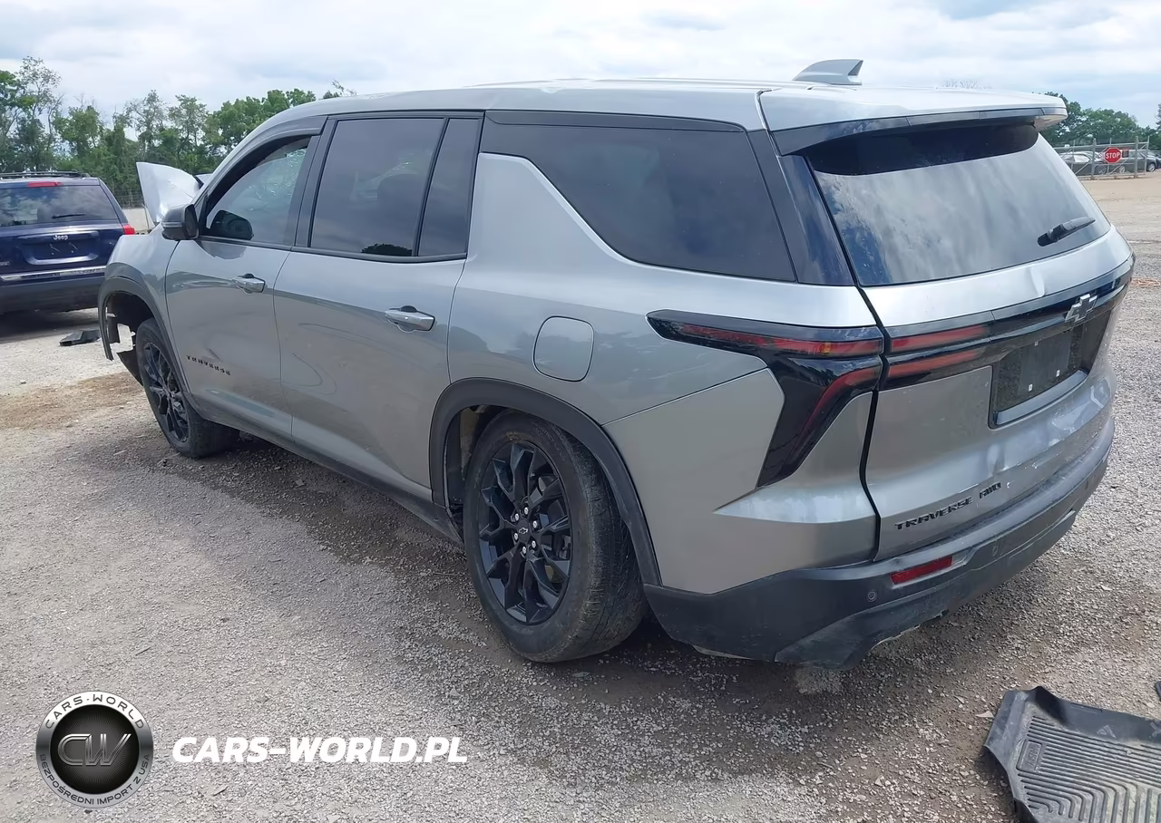 2024 Chevrolet Traverse Awd Ls VIN:1GNEVEKS3RJ179071 - 3