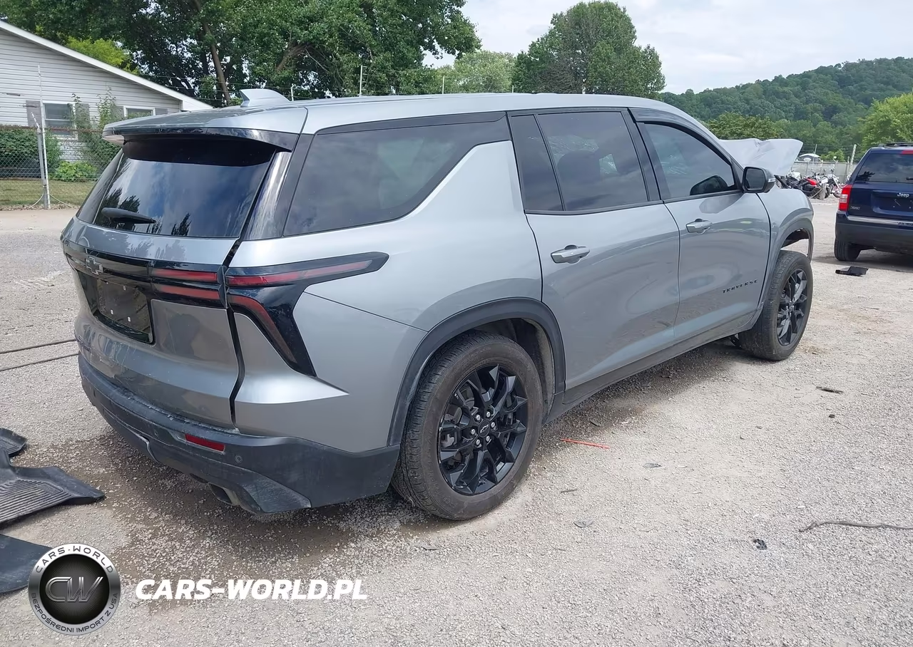2024 Chevrolet Traverse Awd Ls VIN:1GNEVEKS3RJ179071 - 4